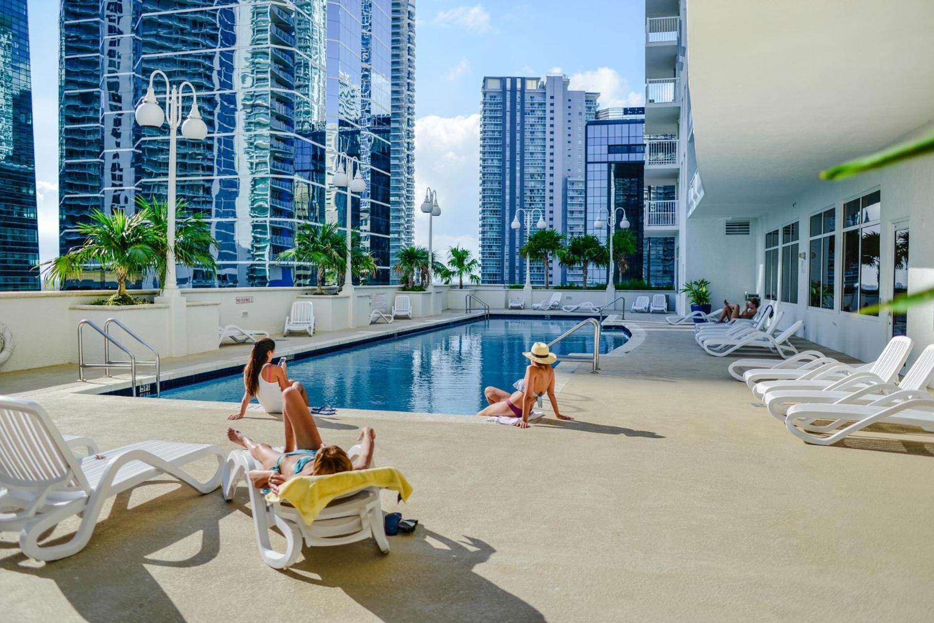 Prime Brickell Condo With Stunning Views 迈阿密 外观 照片
