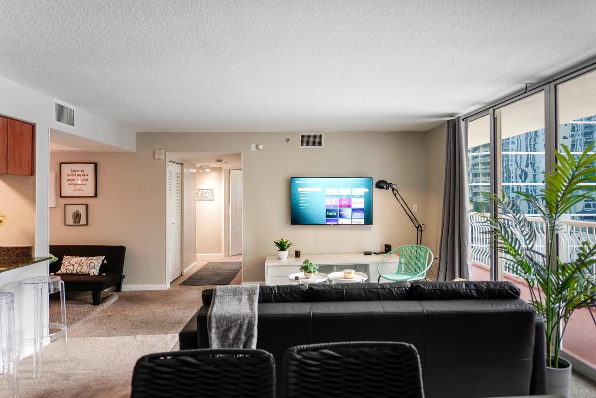 Prime Brickell Condo With Stunning Views 迈阿密 外观 照片