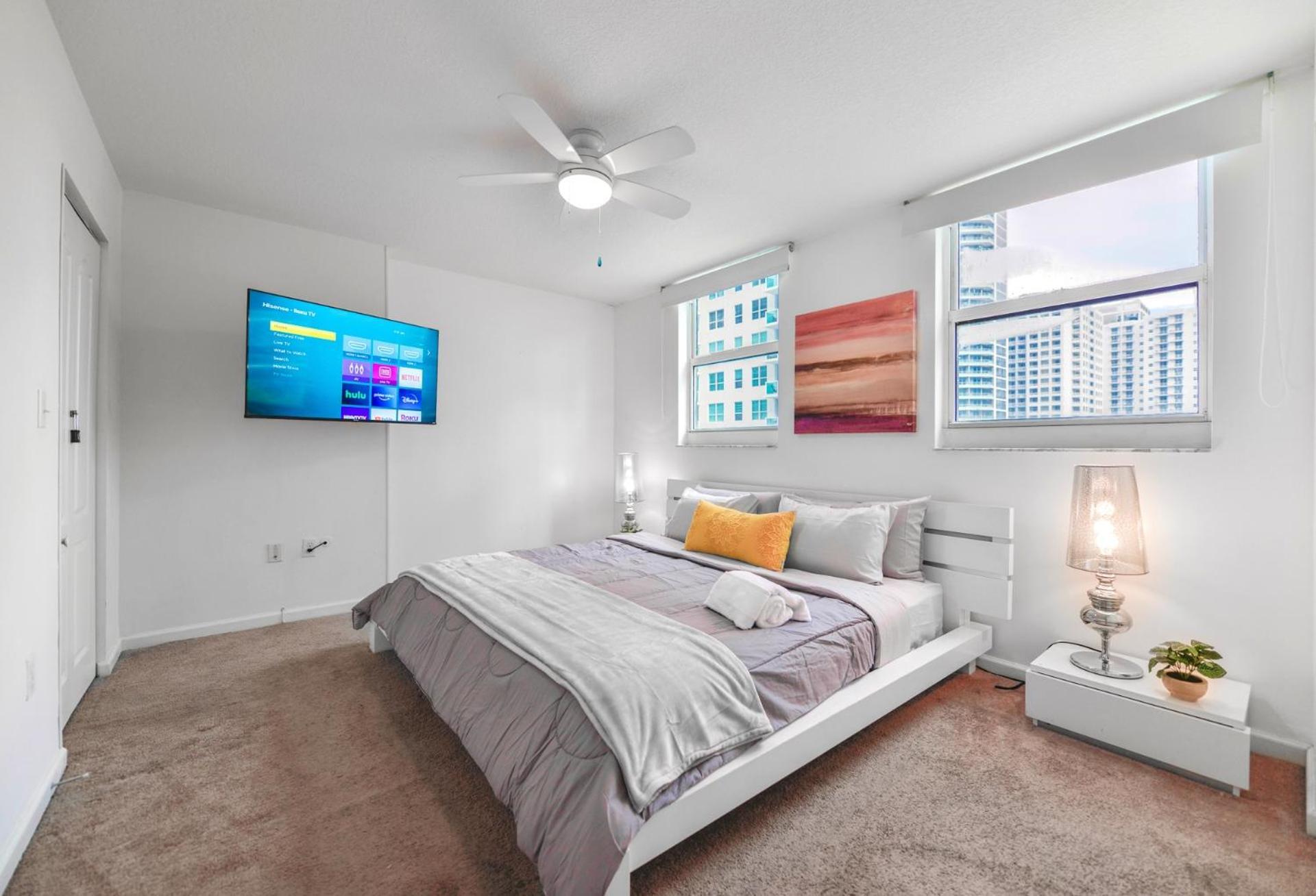 Prime Brickell Condo With Stunning Views 迈阿密 外观 照片
