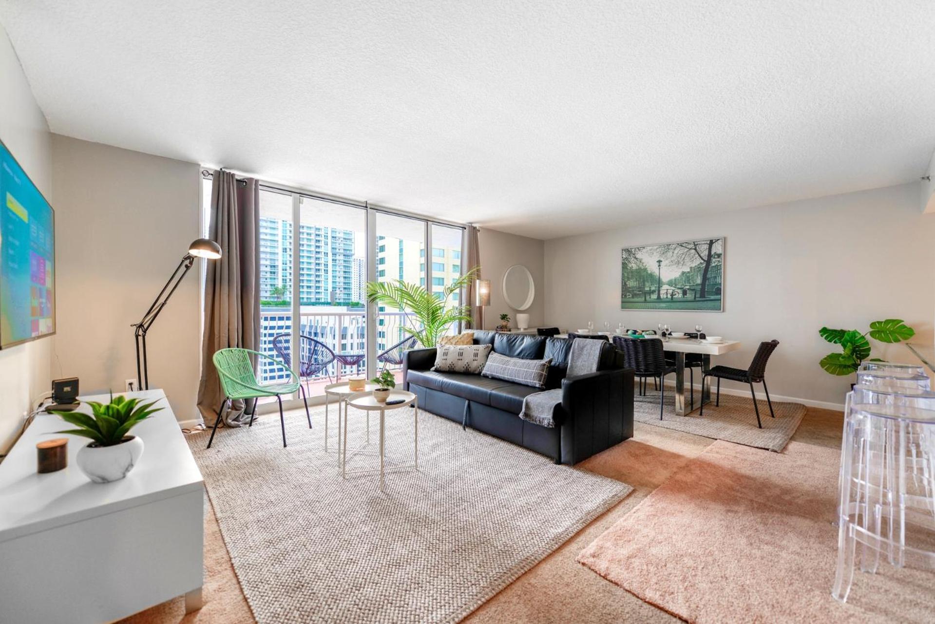 Prime Brickell Condo With Stunning Views 迈阿密 外观 照片